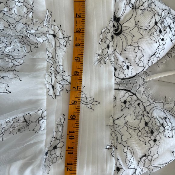 Prom Dress never worn - Picture 6 of 12